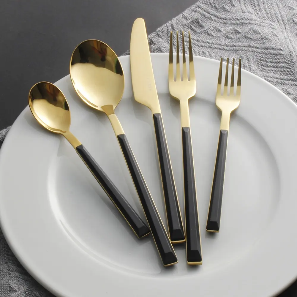 WUJO 무료 샘플 맞춤형 OEM 브랜드 뜨거운 판매 스테인레스 스틸 칼 Flatware Cubiertos 플라스틱 핸들