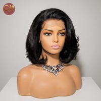 Perruque Bob Courte Noire Naturelle Volumineuse et Rebondissante - Style Années 90, Raie Latérale, Effet Superposé, Lace Front pour Usage Quotidien