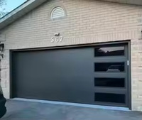 Puerta de Garaje Personalizada a Precio de Fábrica con Ventanas, Aislada con Espuma de Poliuretano Impermeable, OEM