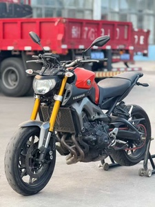 Moto de rue Yamaha MT-09 890cc d'occasion : Moto sportive d'occasion de grande valeur MT09 Moteur haute performance 890cc - Product Image 4