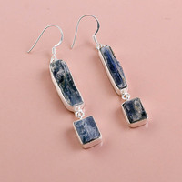 Design unique Boucles d'oreilles fines en argent sterling 925 Grenat naturel Vert Kyanite Pierre précieuse Exportateur de bijoux