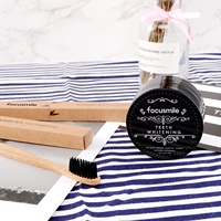 Poudre de blanchiment des dents au charbon actif à saveur de menthe 100% naturelle en gros