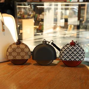 4oz Promotie RVS Hipflask met Lederen Etui - Product Image 4