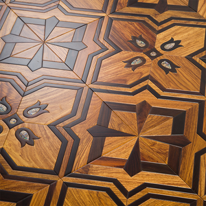 AVANTIMORA RoHS - Piso de Parqué Multicapa de Nogal de 14 mm, Grado AB, Antimicrobiano, con Sistema T&G Hexagonal, para Escaleras - Product Image 2