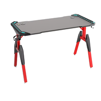 Designer E-Sport Gamer Racing Bureau en métal Bureau de jeu réglable moderne pour ordinateur de bureau à domicile avec lumière RVB