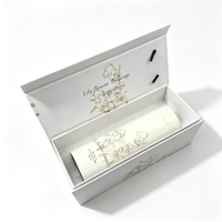 Ensemble cadeau d'affaires personnalisé avec boîte cadeau à poignée et doublure intérieure en carton, gaufrage à chaud or, impression quadricolore