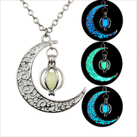 Série Halloween - Collier Pendentif Lune et Citrouille Lumineux, Accessoires de Bijoux Populaires pour Halloween, Vente Flash
