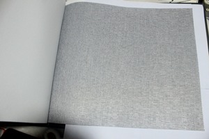Nuevo papel tapiz texturizado <span class=keywords><strong>de</strong></span> lino barato para paredes gabinetes <span class=keywords><strong>de</strong></span> dormitorio papel tapiz autoadhesivo <span class=keywords><strong>de</strong></span> PVC <span class=keywords><strong>de</strong></span> vinilo extraíble <span class=keywords><strong>de</strong></span> <span class=keywords><strong>tela</strong></span> - Product Image 6