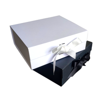 Cartón rígido rojo de lujo, cartón de regalo plegable, cierre magnético, cinta de grabado plegable impresa personalizada, embalaje plegable
