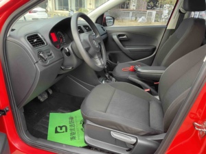 <span class=keywords><strong>Volkswagen</strong></span> <span class=keywords><strong>POLO</strong></span> <span class=keywords><strong>2014</strong></span> 1.4L Automatic Comfort Hatchback Usata Economica per Esportazione - Auto di Seconda Mano - Product Image 4