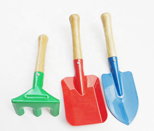 3 Pcs Outil <span class=keywords><strong>de</strong></span> jardinage pour enfants <span class=keywords><strong>Manche</strong></span> en bois Mini outils <span class=keywords><strong>de</strong></span> jardinage Truelle <span class=keywords><strong>Pelle</strong></span> Râteau Set pour enfants Filles Enfants Garçons - Product Image 6