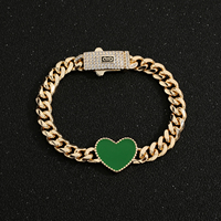 Parure de bijoux tendance pour femme : collier, boucles d'oreilles, bracelet et bagues en laiton émaillé vert, plaqué or 14 carats, motif cœur d'amour