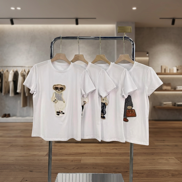 Women's White Short Sleeve Crew Neck Canvas Korean Style Embroidered Cartoon Bear T-Shirt Summer Cute Top