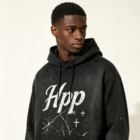 Sweat à capuche oversize avec cordon de serrage, imprimé Kornit DTG motif éclaté, police croisée cursive, effet éclaboussures sur toute la surface, multi-déchirures, poche kangourou