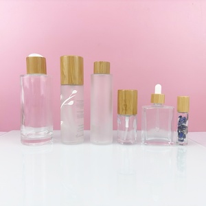 Envases Cosméticos, Juego de Botellas de Vidrio Esmerilado de 60 y 100 ml para Loción y Spray, con Bomba de Bambú, Gotero y Rodillo, Productos de Bambú - Product Image 6