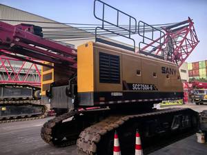 Grue sur chenilles d'occasion Sany 75 tonnes SCC750, modèle populaire, chinoise, avec boîte de vitesses et composants essentiels du moteur - Product Image 3