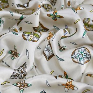 Retro Fashionable Polyester <b>Silk</b> Bandana <b>Scarf</b> for Women Screen Printed Custom Logo <b>Square</b> <b>Scarves</b> of 70*70cm - Product Image 1