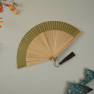 Abanico Plegable de Bambú con Diseño de Arte Folclórico Chino, con Seda Tallada, Portátil, para Danza, Bodas, Regalos Empresariales - Product Image 1