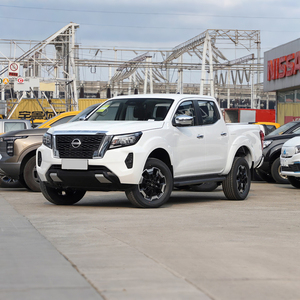 Nissan Navara PICKUP LHD Double Cabine 2.5L Diesel 4x4 R16 d'<span class=keywords><strong>occasion</strong></span> à prix abordable pour <span class=keywords><strong>le</strong></span> marché africain, expédition au port de Tema, Chine - Product Image 1