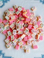 Ensemble de Mahjong américain de luxe à thème jardin rose, 160 pièces, avec tuiles en acrylique et tapis de jeu floral Joker