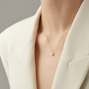 Joyería Fina de Plata 925, Collar con Colgante de Perla de Agua Dulce Chapado en Oro de 18K de Alta Gama para Mujer - Product Image 2