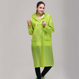 <span class=keywords><strong>Poncho</strong></span> di emergenza <span class=keywords><strong>impermeabile</strong></span> con cappuccio lungo da uomo e <span class=keywords><strong>donna</strong></span> con Logo riutilizzabile e antivento per adulti - Product Image 3