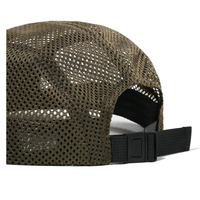 Casquette de sport en gros, gris clair, vierge, économique, avec sangle réglable, broderie personnalisée, en maille respirante, visière plate, style trucker, 5 panneaux