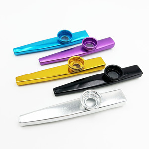 Kazoo in Metallo in Lega di Alluminio, Mini Kazoo Multicolore per Principianti, Piccolo e Portatile per Accompagnamento Chitarra e Ukulele - Product Image 1
