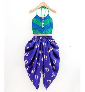 Twisha – Ensemble ethnique élégant pour filles, haut imprimé à col licou et pantalon dhoti vert et bleu (6 mois à 14 ans) - Product Image 1