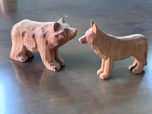 تمثال حيواني منحوت يدويًا من الخشب، تحفة فنية للديكور المنزلي، منحوتة يدوية الصنع - Product Image 3