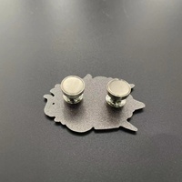 Fabricants chinois Muyue, vente en gros de badges en émail métallique personnalisés sur le thème du manga Luffy, badges sportifs