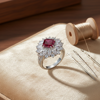 Bague de Luxe Anniversaire en Argent Plaqué avec Rubis de Laboratoire Taille Princesse et Pierre d'Agate, Sertie Pavé de Pierres Précieuses pour Femme - Wangfu Jewelry