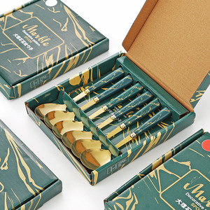 Coffret Cadeau Nordique – Ensemble de Cuillères à Dessert en Acier Inoxydable pour la Maison, Motif Pastèque, Manche Vert, Rayures Marbrées - Product Image 6