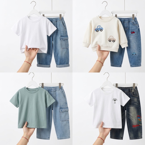 Ensemble deux pièces en jean pour garçons et filles, haut uni et jean, tailles et styles variés, vêtements en gros - Product Image 3