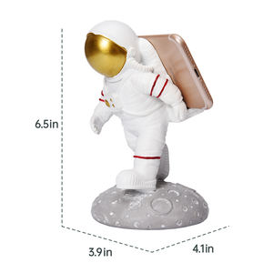 Résine faite à la main astronaute maison décor drôle Spaceman <span class=keywords><strong>Figurine</strong></span> intérieur portable support <span class=keywords><strong>de</strong></span> téléphone portable support pour Table - Product Image 4