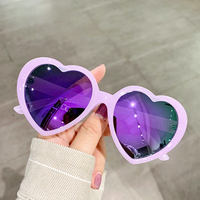 Lunettes de soleil personnalisées de style designer 5117, motif cœur mignon, pour femme, motif cœur, style transfrontalier