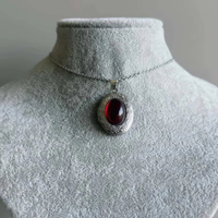 Collier en acier inoxydable et alliage de zinc à couleur changeante, motif palais vintage, pendentif médaillon ovale avec gemme, bijoux pour femmes et hommes