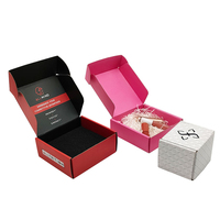 Boîtes en carton ondulé personnalisées de luxe pour l'expédition de vêtements et d'accessoires, boîte d'expédition pour t-shirts et chaussures avec logo