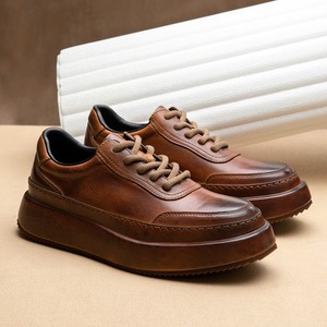Zapatos de hombre de cuero genuino de capa superior, estilo retro, modernos y versátiles, novedad 2026, informales, con suela gruesa. - Product Image 3