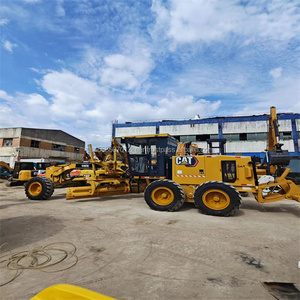Komatsu 140K Road Grader de Japón Usado Caterpillar con motor confiable Barato y fácil de operar Dispositivo de trabajo simple - Product Image 3