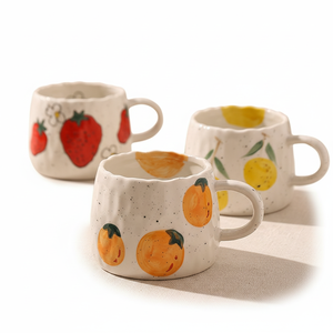 Vente en gros de superbes tasses en céramique du Nouvel An pour les femmes Tasses au design moderne de grande valeur pour le café et le petit-déjeuner - Product Image 1