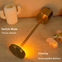 Lampe de table LED simple rechargeable tactile en métal trois couleurs barre de lumière ambiante créative de chevet décoration extérieure veilleuse