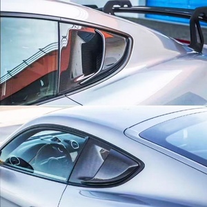 Kit de décoration de panneau triangulaire en fibre de carbone pour l'entrée d'air des vitres de voiture 2016-2024, pour la modification et l'amélioration de la 718 Cayman - Product Image 2