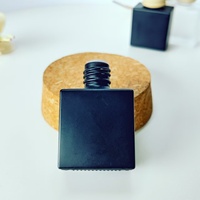 Bouteille de recharge pour diffuseur de voiture mat Minimalist 10ml