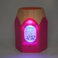 Porte-crayons en forme de tête de crayon avec réveil numérique LED, pot à crayons multifonction, horloge de table avec calendrier et température de bureau