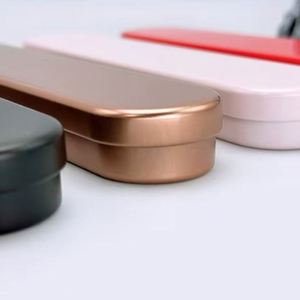Boîte en métal en forme de stylo avec insert en éponge pour aiguilles anti-acné et extracteur de points noirs, personnalisable avec logo, vente en gros - Product Image 1
