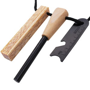 Accendifuoco per Sopravvivenza all'Aperto con Manico in Legno di Fatwood e Acciarino - Product Image 6