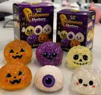 Boîte Mystère d'Halloween : Jouet Anti-Stress Scary Pumpkin Ghost Eyeball en Forme de Boulette Scintillante à Presser pour Enfants