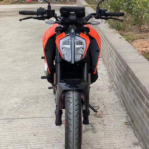 Moto Usata <span class=keywords><strong>KTM</strong></span> DUKE390 Accessori Moto da Fuoristrada Sportiva di Grande Cilindrata Raffreddamento a Liquido Moto Naked Pesante - Product Image 4