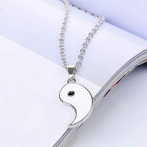Collana personalizzata Yin <span class=keywords><strong>yang</strong></span> in acciaio inossidabile BFF feng shui Bagua Tai Chi <span class=keywords><strong>Ying</strong></span> <span class=keywords><strong>yang</strong></span> coppie ciondolo gioielli collana - Product Image 3